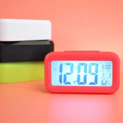 Réveil De Voyage - Horloge Numérique Avec Grand écran LCD, Rétro-éclairage Bleu, Calendrier, Snooze Et Affichage De La Température - Blue 7 Réveil De Voyage - Horloge Numérique Avec Grand écran LCD, Rétro-éclairage Bleu, Calendrier, Snooze Et Affichage De La Température - Blue -EUROPALAMP Soldes Magasin 100337718 4