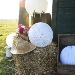 Boule Papier 35cm Ajourée Blanc 8 Boule Papier 35cm Ajourée Blanc -EUROPALAMP Soldes Magasin 10361729 4