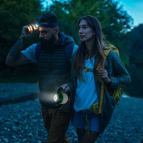 B.K.Licht I Lampe LED D'extérieur I Lampe De Table, Torche, Lampe De Camping 3 En 1 I 2 Niveaux De Luminosité I Poignée De Transport I Pliable I Fonctionne à Piles 3 B.K.Licht I Lampe LED D'extérieur I Lampe De Table, Torche, Lampe De Camping 3 En 1 I 2 Niveaux De Luminosité I Poignée De Transport I Pliable I Fonctionne à Piles – Image 3